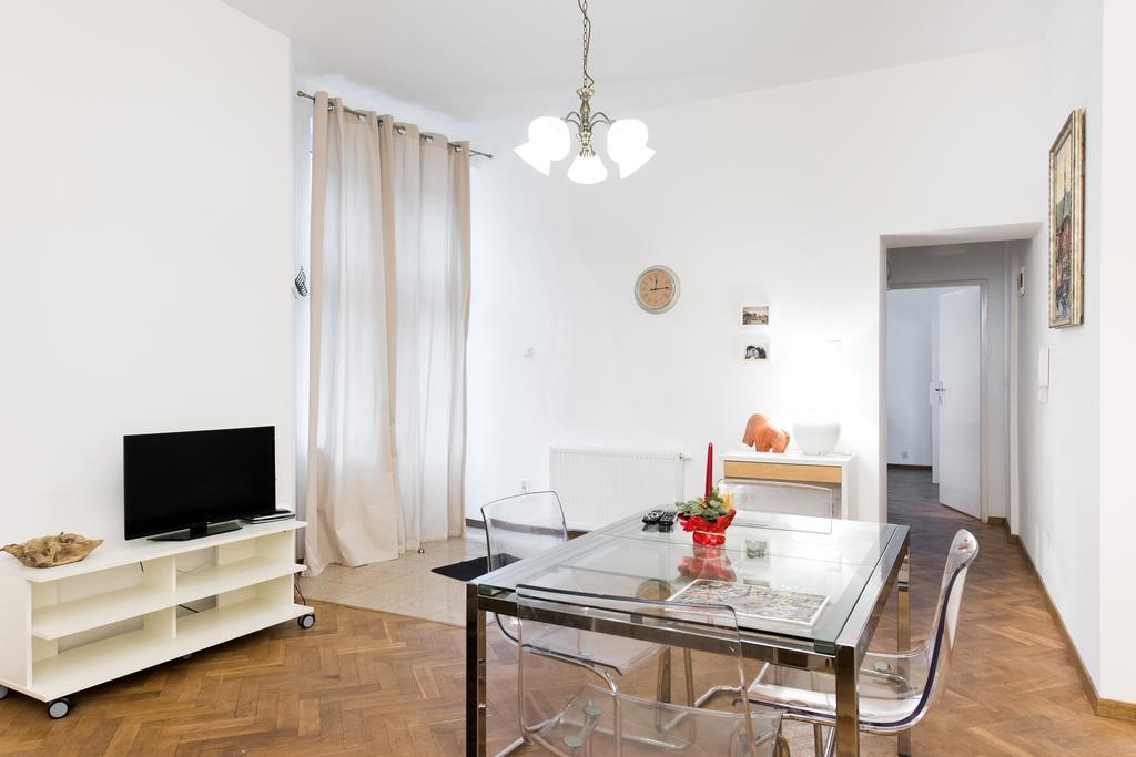 Gołębia 3 Apartament *